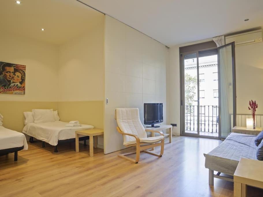 ¡Apartamento En El Centro De Barcelona! Luaran gambar