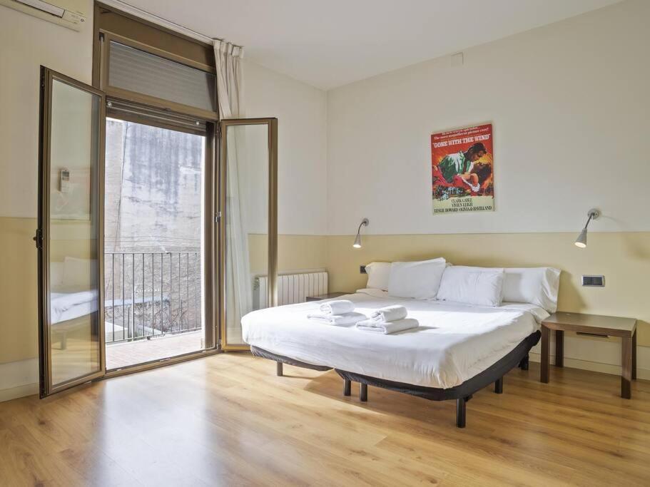 ¡Apartamento En El Centro De Barcelona! Luaran gambar