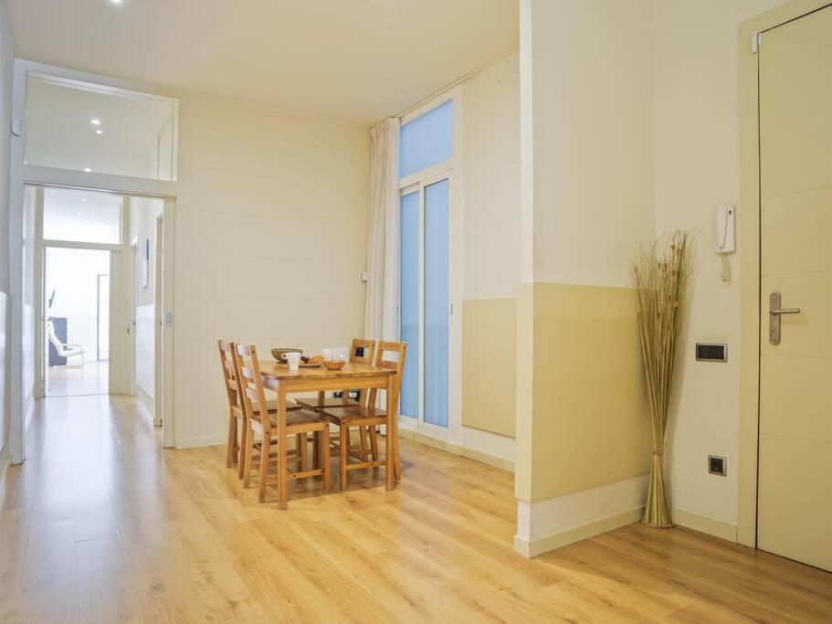 ¡Apartamento En El Centro De Barcelona! Luaran gambar
